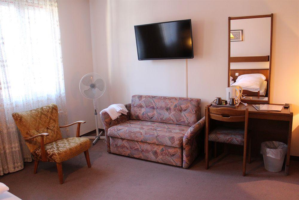 Bahnhof Hotel อินเทอร์ลาเคน ภายนอก รูปภาพ